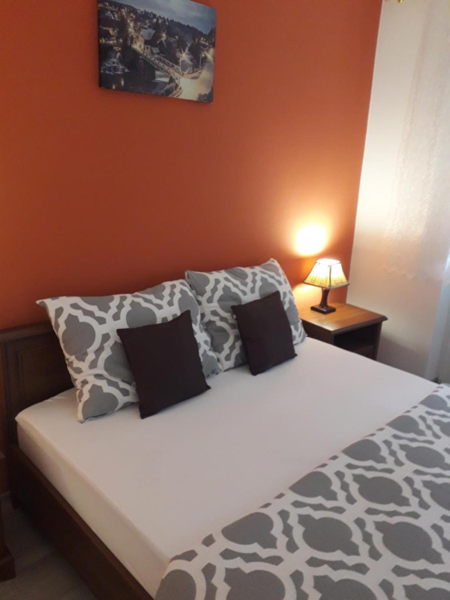 Apartman Drenovac Slunj Esterno foto