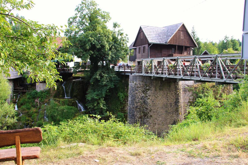 Apartman Drenovac Slunj Esterno foto